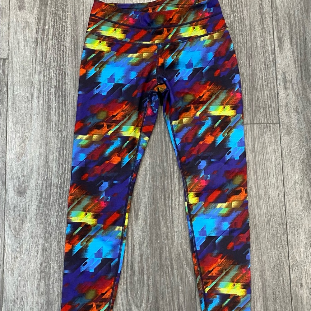 Like New Athleta Sonar Color Burst Yoga Legging SP